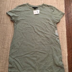 A pea in the pod shirt-new with tags